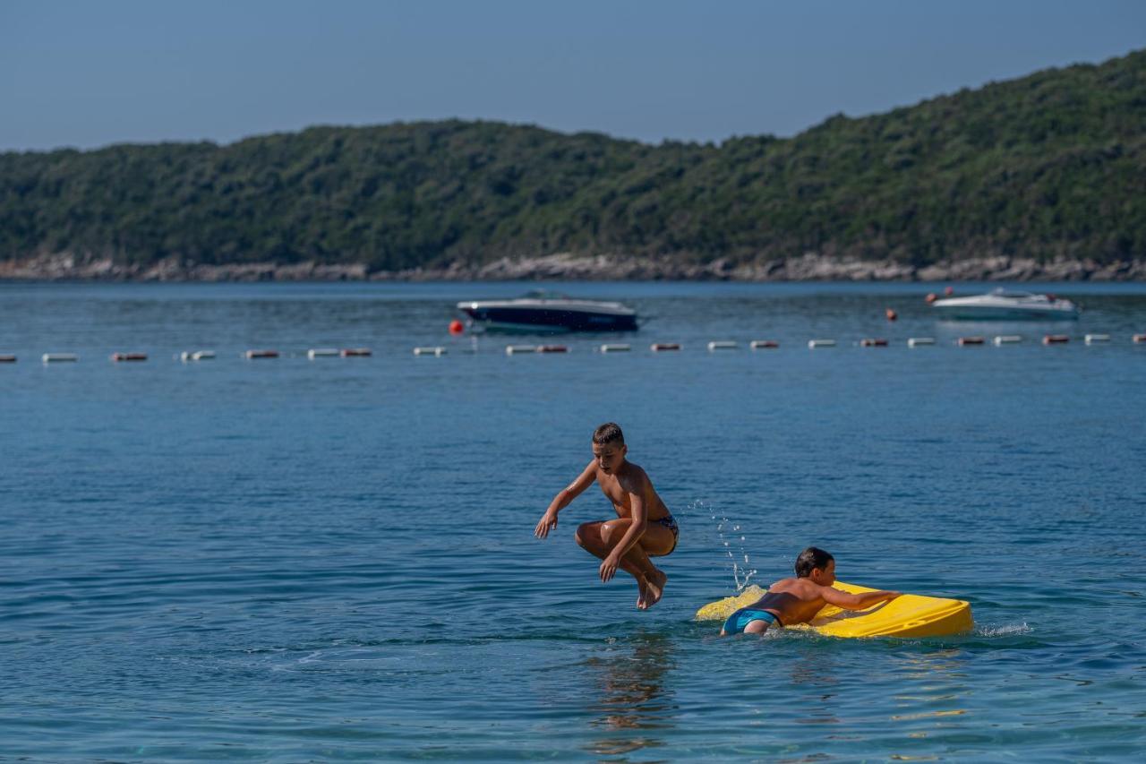 Poseidon The Beach Hotel Budva Kültér fotó
