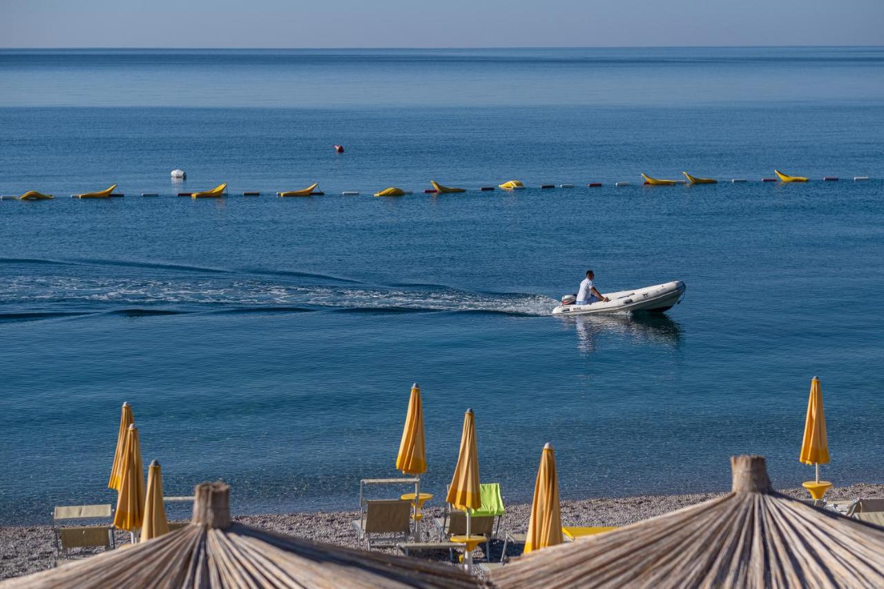 Poseidon The Beach Hotel Budva Kültér fotó