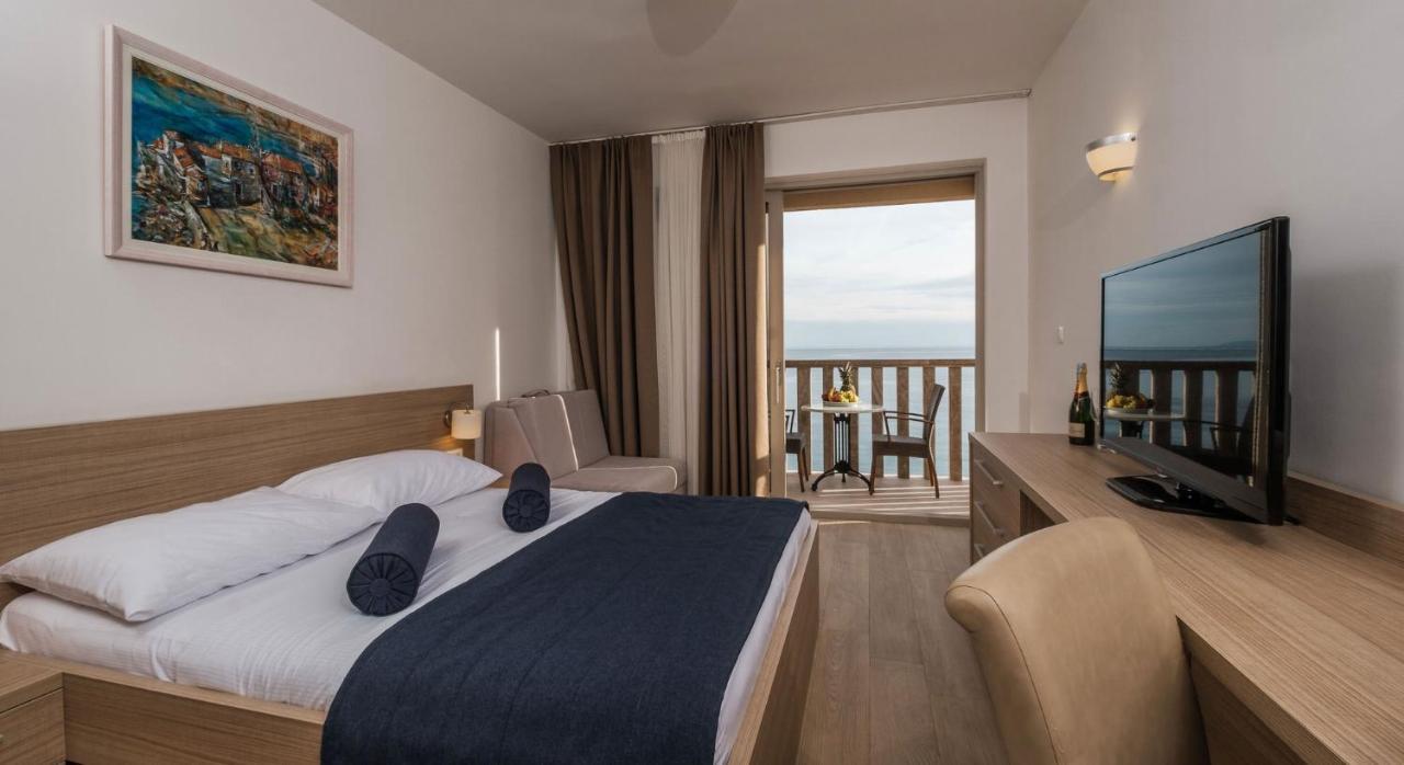 Poseidon The Beach Hotel Budva Kültér fotó